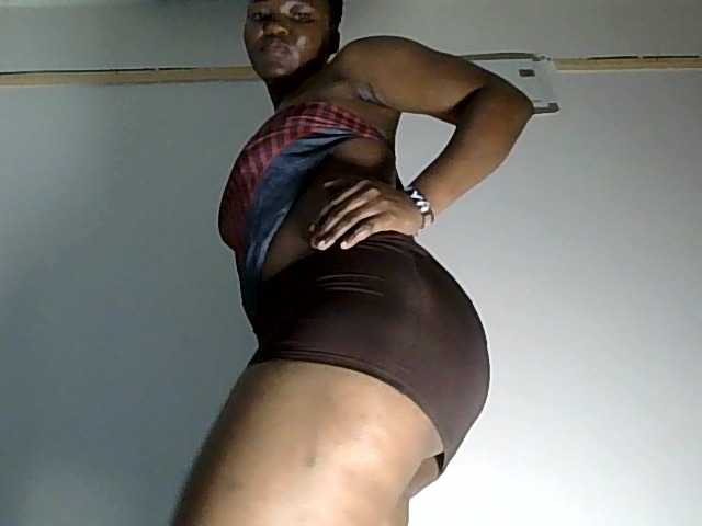 DhaliaVex live cam on BongaCams