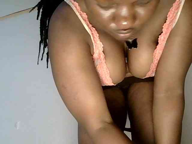 DhaliaVex webcam