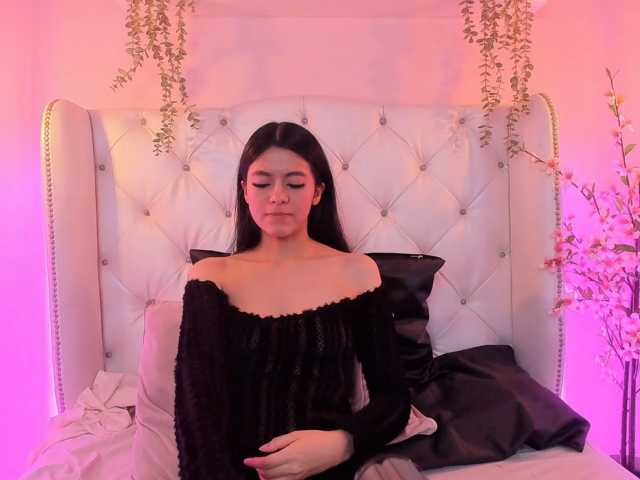 MiiahSweet live cam on BongaCams