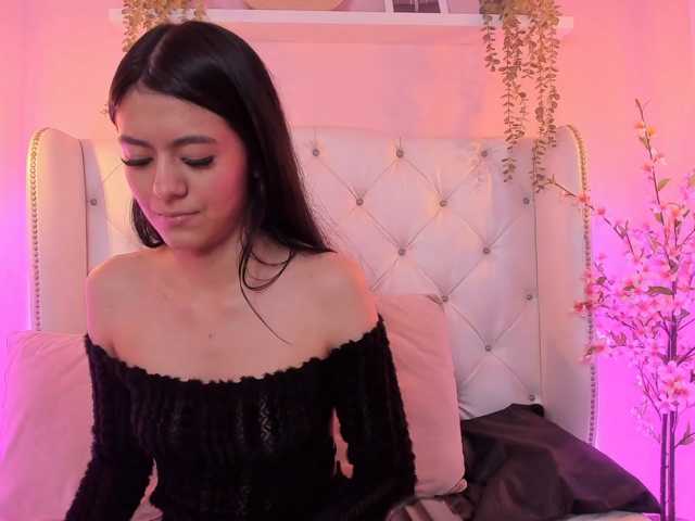 MiiahSweet live cam on BongaCams