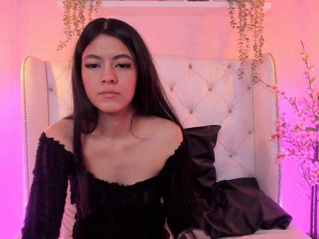 MiiahSweet live cam on BongaCams