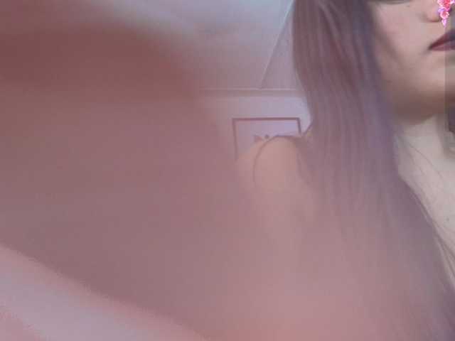 Kendra-Jones live cam on BongaCams