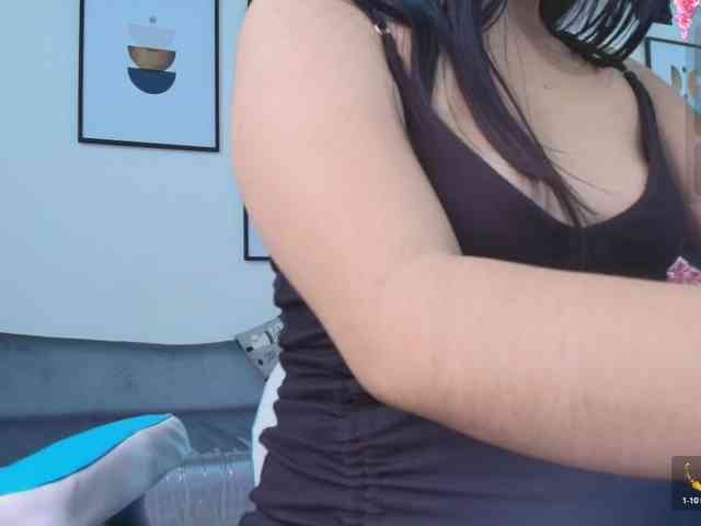 Kendra-Jones webcam