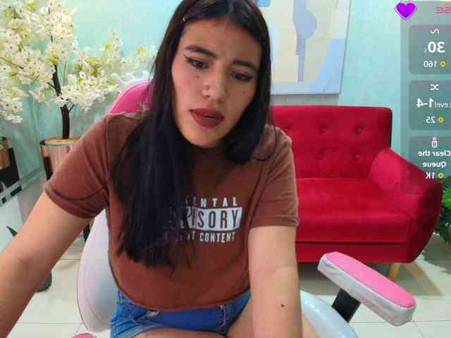 Kendra-Jones webcam