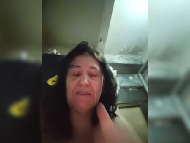 Sweetmoments1 live cam on BongaCams