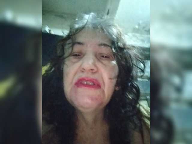 Sweetmoments1 live cam on BongaCams