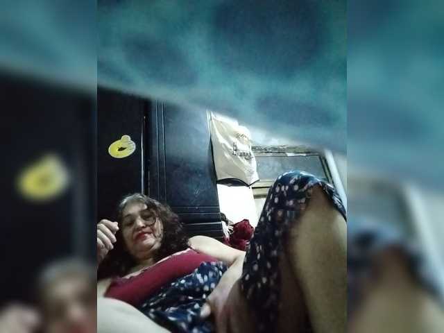 Sweetmoments1 live cam on BongaCams