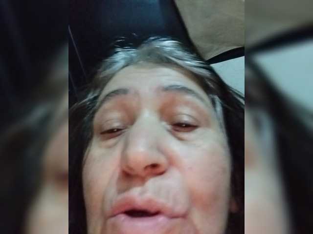 Sweetmoments1 live cam preview