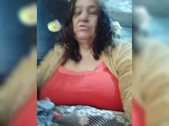 Sweetmoments1 live female cam on bongacams