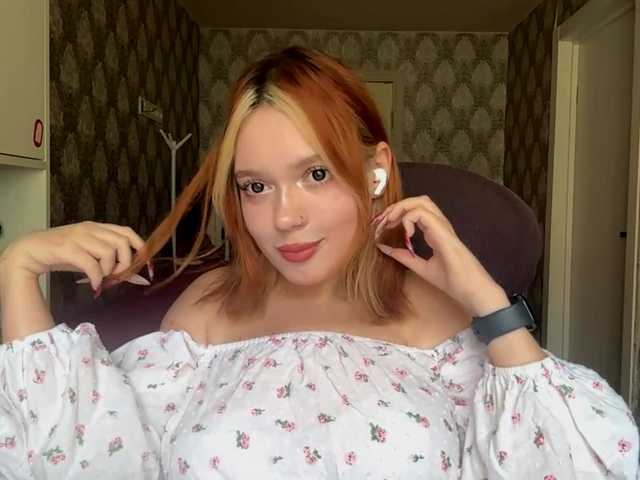 VinitaBurly live cam preview