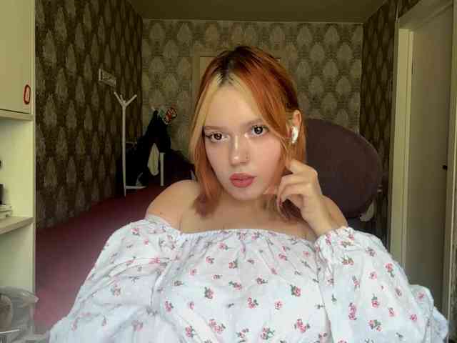VinitaBurly webcam