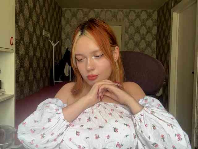 VinitaBurly webcam