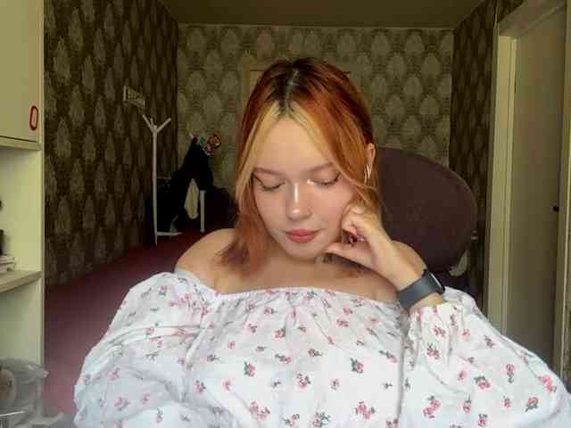 VinitaBurly webcam
