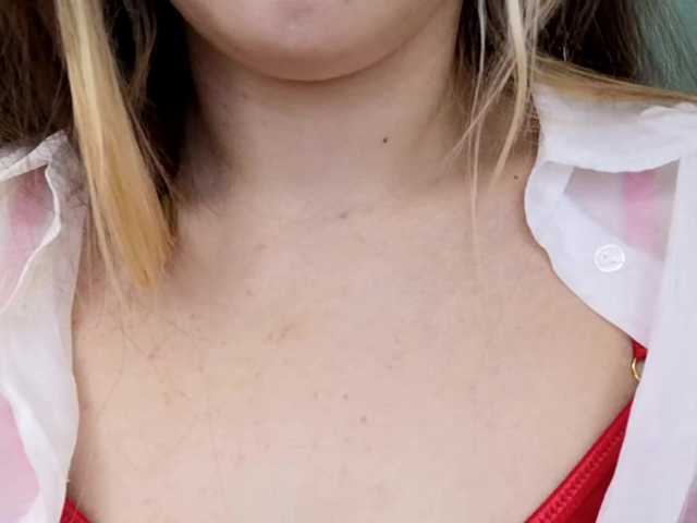 CutieLolaBunny live cam on BongaCams