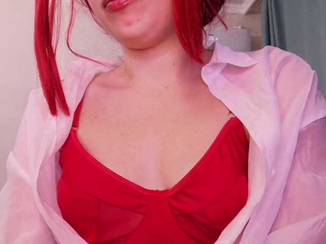 CutieLolaBunny live cam on BongaCams
