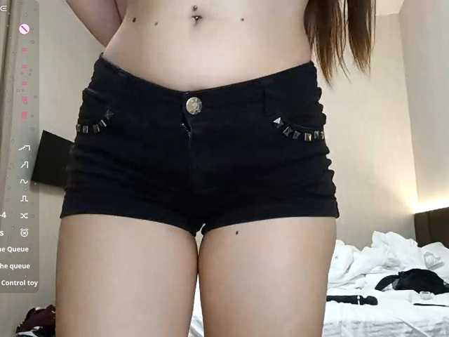 CutieLolaBunny live cam on BongaCams