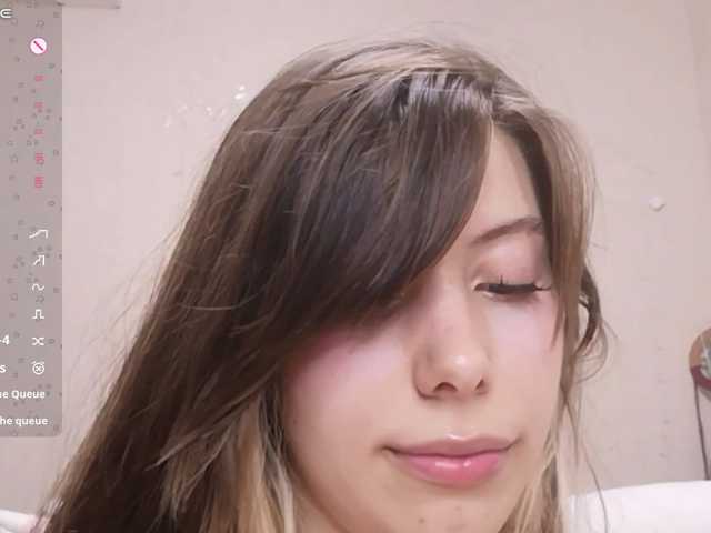 CutieLolaBunny live cam on BongaCams