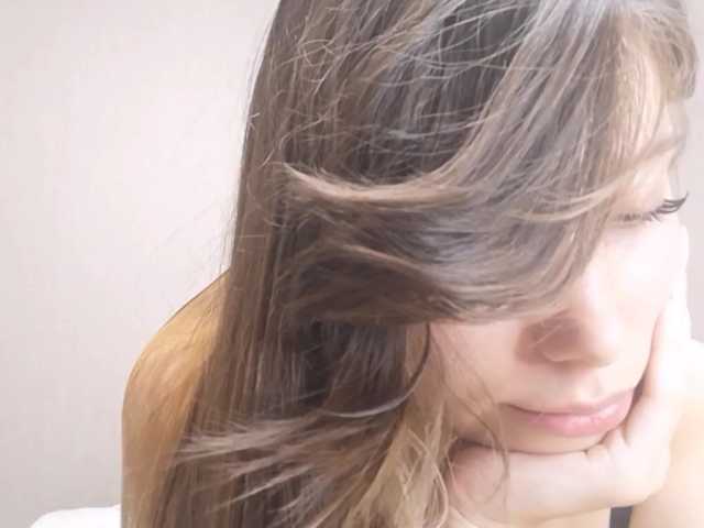 CutieLolaBunny live cam on BongaCams