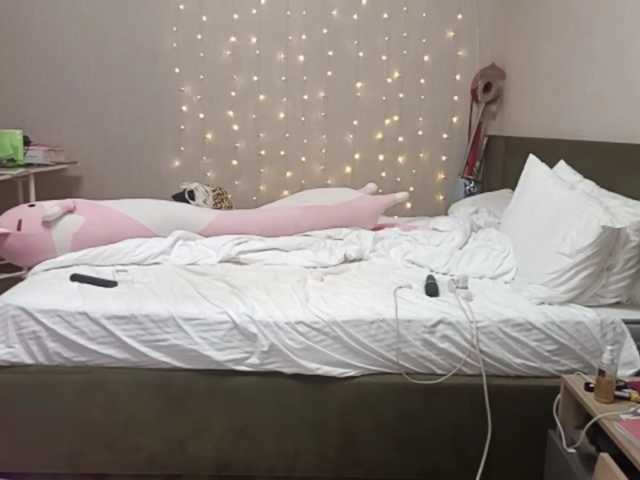 CutieLolaBunny live cam on BongaCams