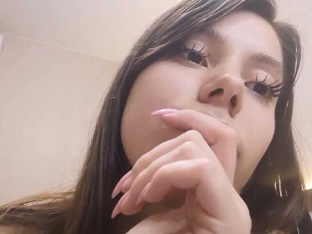 CutieLolaBunny live cam on BongaCams