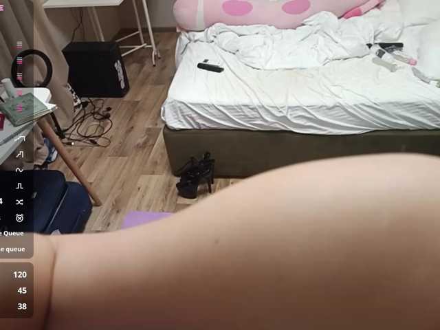 CutieLolaBunny live cam on BongaCams