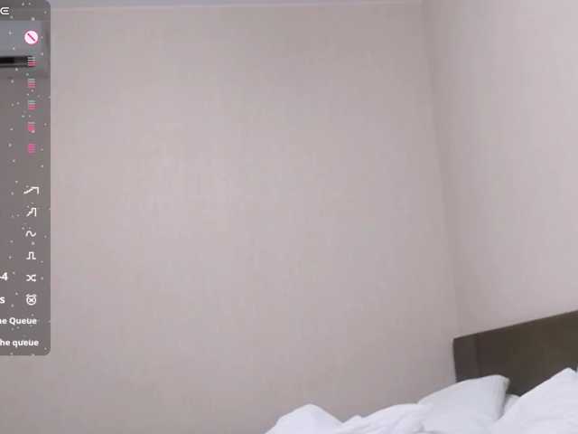 CutieLolaBunny live cam on BongaCams