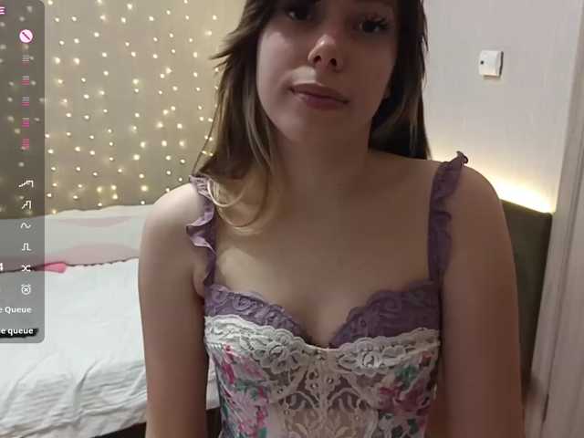 CutieLolaBunny live cam on BongaCams