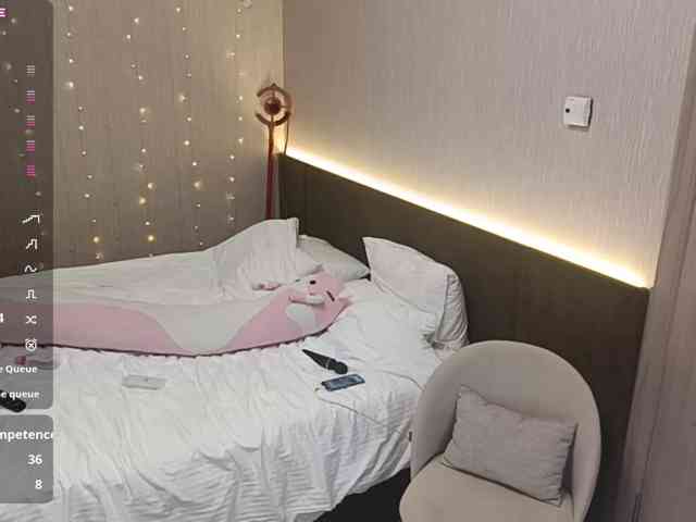 CutieLolaBunny webcam