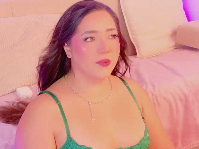 Hannahprada9