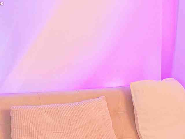 Hannahpradaa webcam