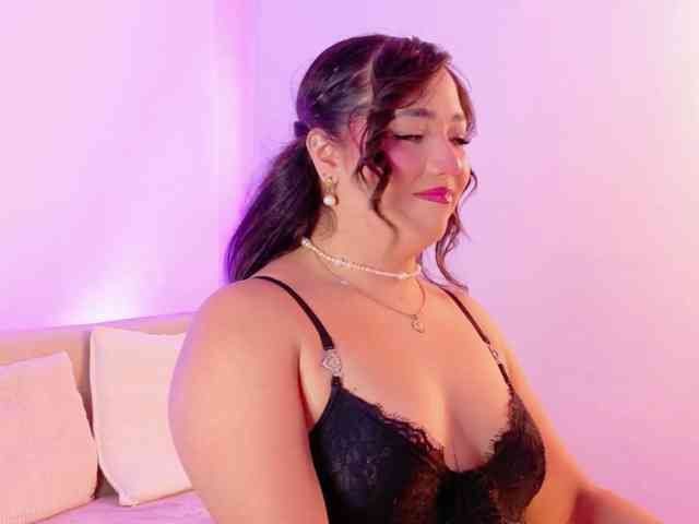 Hannahpradaa webcam