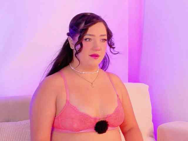 Modelo: Hannahpradaa