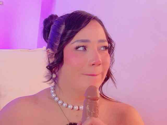 Hannahprada9 Hannahprada9