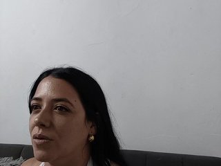 VivianBigBoobs
