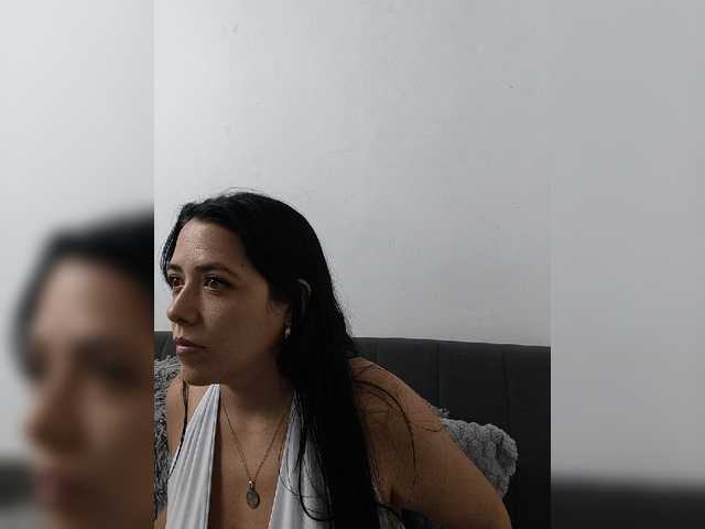 VivianBigBoobs