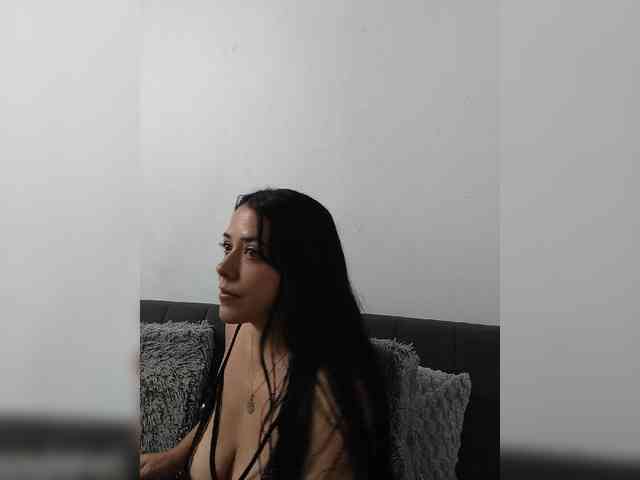 VivianBigBoobs