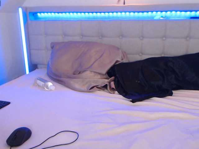Goldam live cam on BongaCams