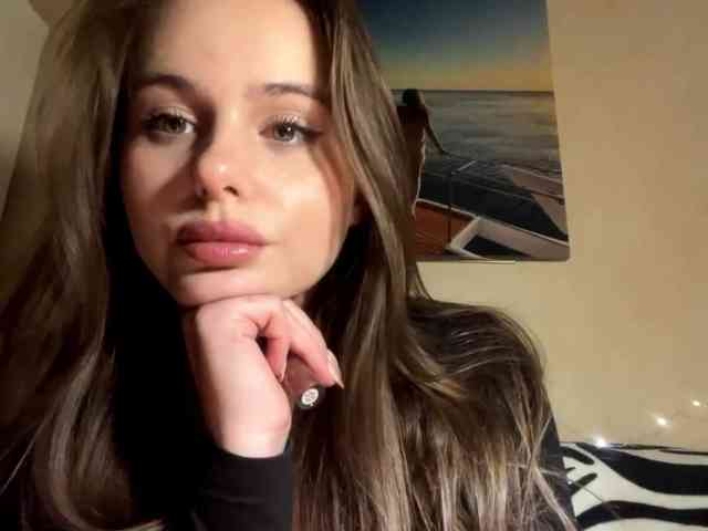 GabiTvins webcam