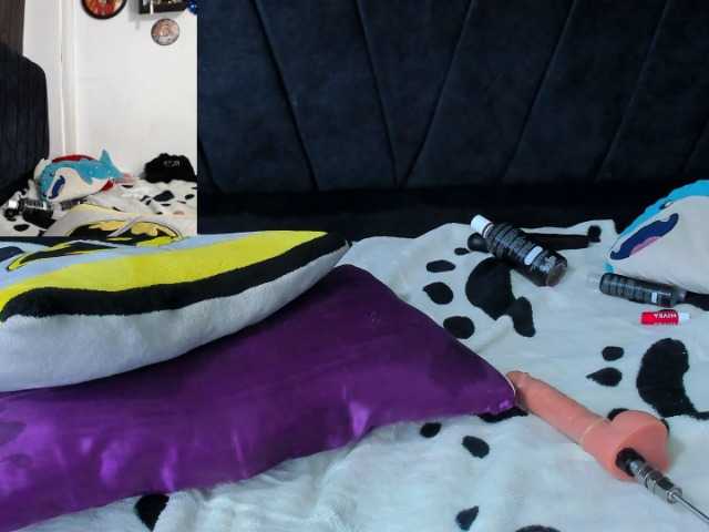 HORNYXXX26