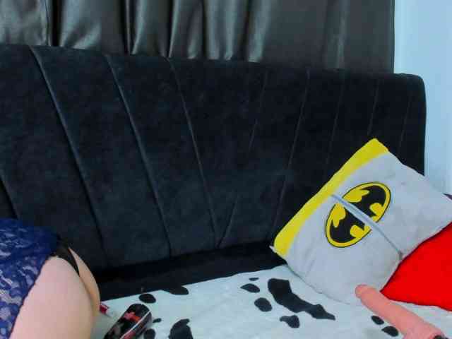 HORNYXXX26