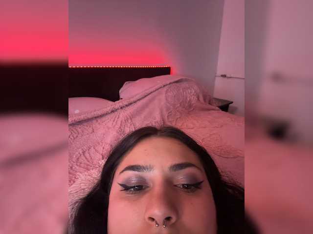 YasmineVixen live cam preview