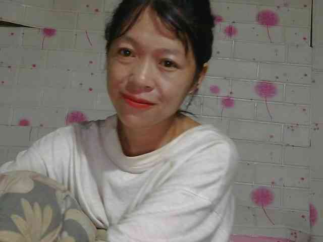 Lissa-xinh webcam