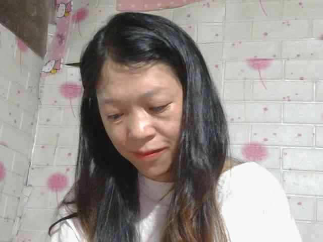 Lissa-xinh webcam