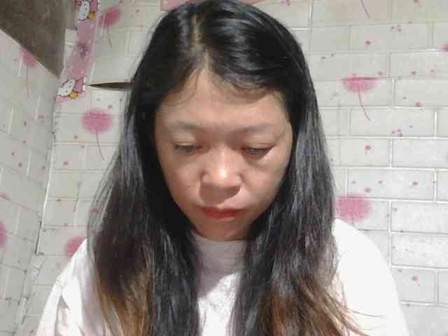 Lissa-xinh webcam