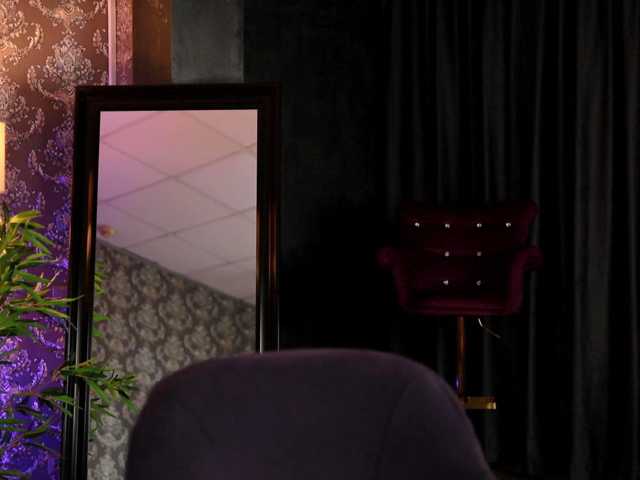 LeylaSaint