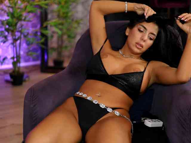 LeylaSaint