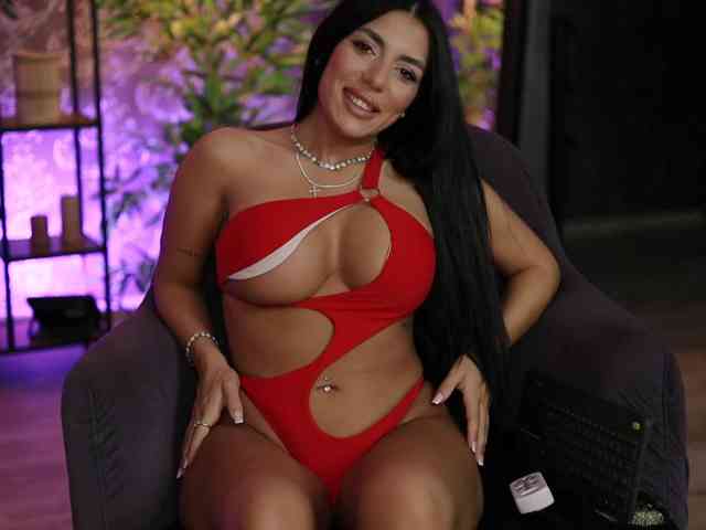 LeylaSaint