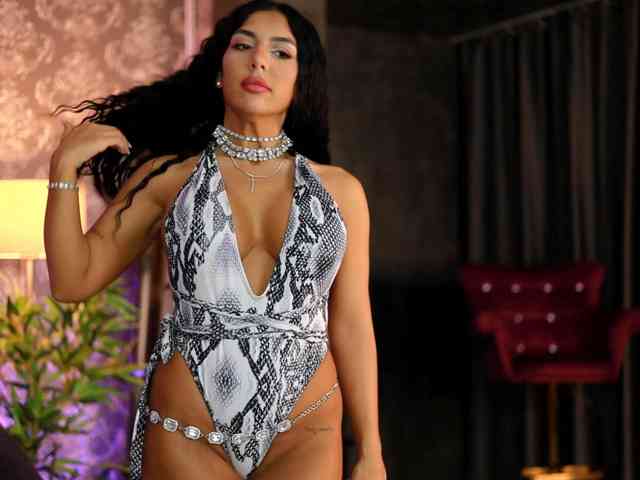 LeylaSaint