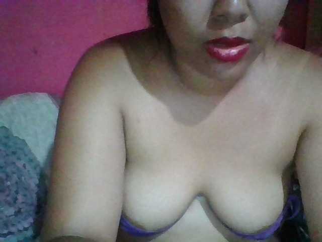 Ericah-Boobss live cam on BongaCams
