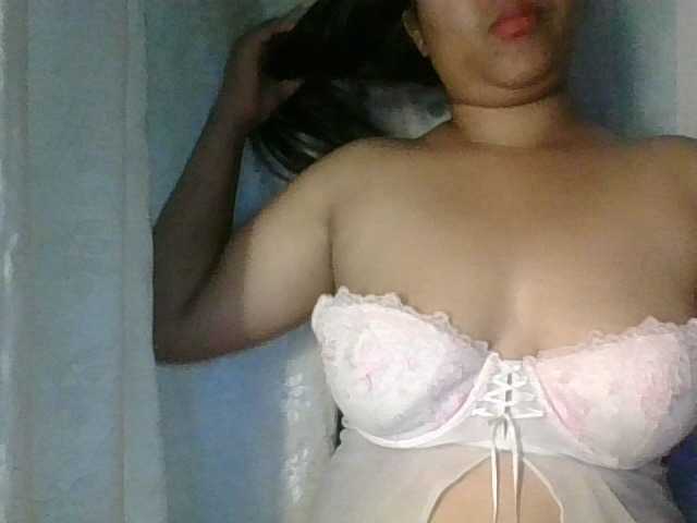 Ericah-Boobss live cam on BongaCams